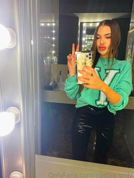 sofa ukr high quality pornstar pic