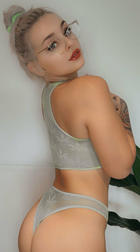 hopecums perfect model pictures