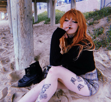 Haylayly sexy pornstar pics