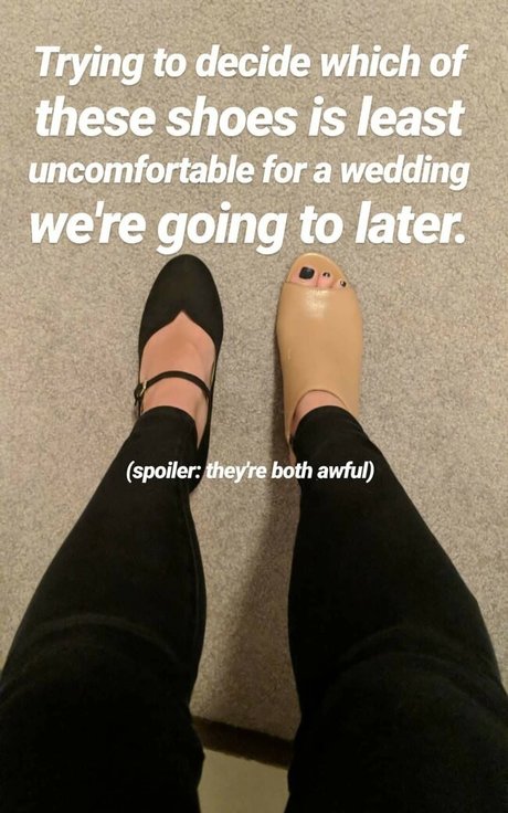 Allison Raskin erotic model picture