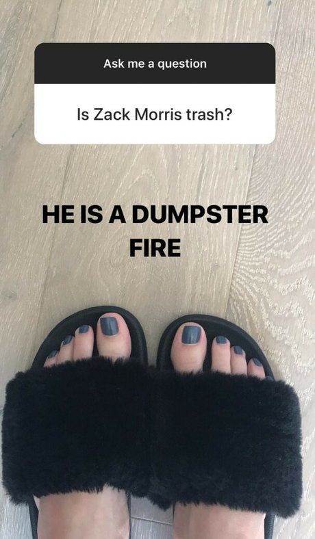 Allison Raskin hot pornstar photos