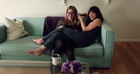 Allison Raskin nudes model image