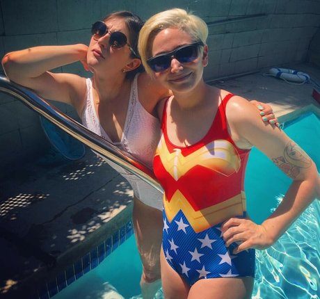 Allison Raskin star xxx archive