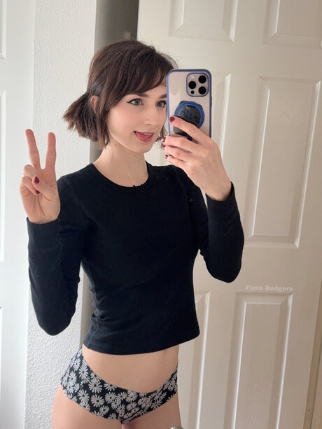 florarodgers hd actress pics