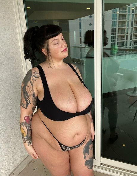 marilynmayson free star img