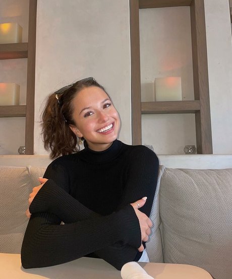 Josie Conely free star galleries