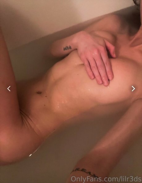 lilr3ds top model images