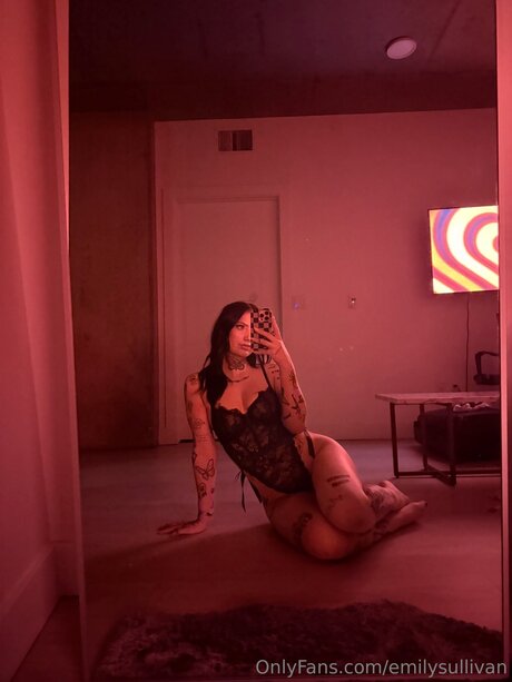 Emilysullivan star pretty photo