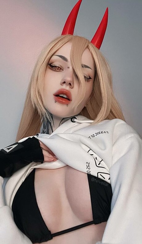 Vell Felice model sexy picture