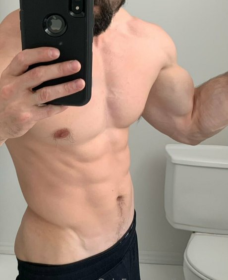 lexluether pretty pornstar image