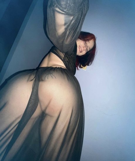 Ratuelita pornstar erotic pics