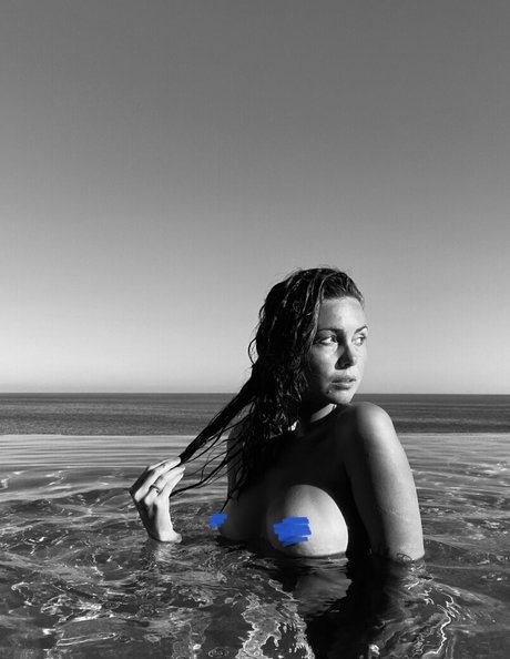 presssme high quality model photos