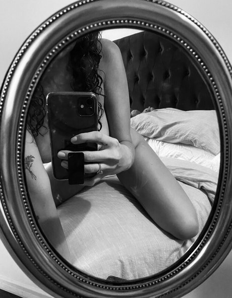 presssme model nude images