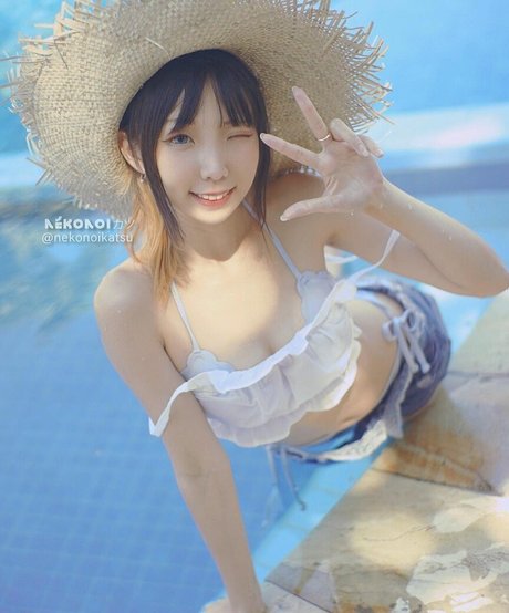 Nekonoi Katsu model nude galleries