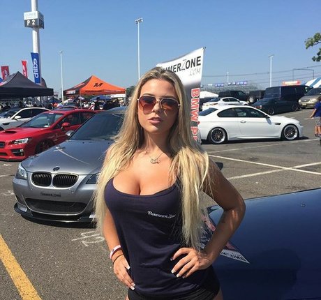 Anais Rizzo model perfect image