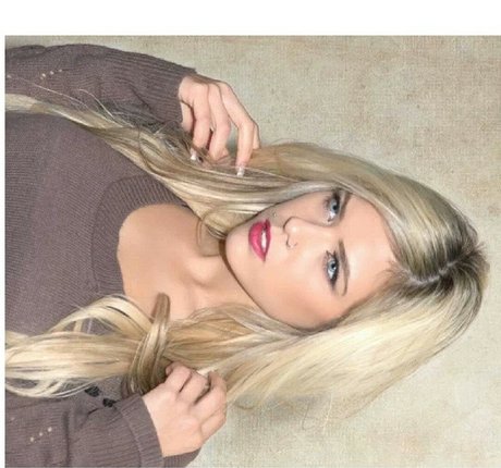 Anais Rizzo art pornstar image