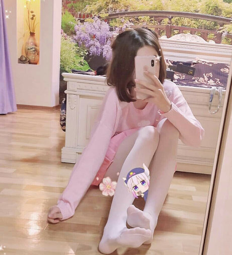 Weeloli Seiichiki star nudes images