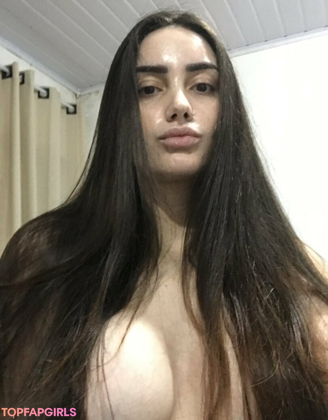 Victoria Camargo star hot photos