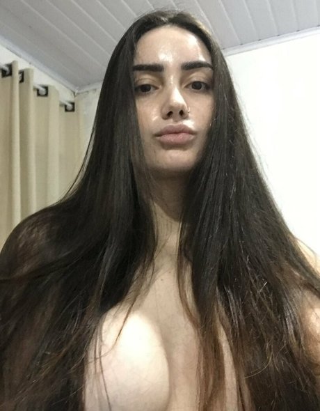 Victoria Camargo star hot photos