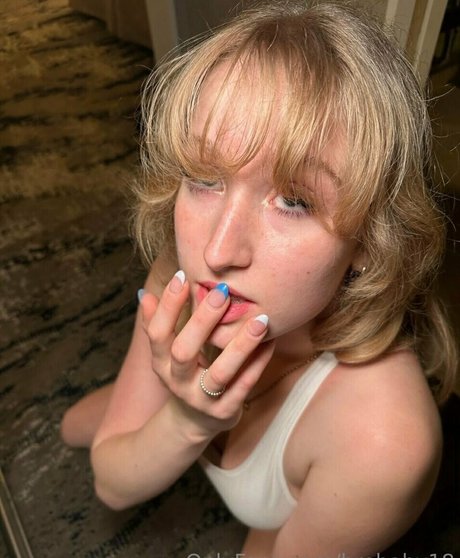 brebaby18 nice actress img