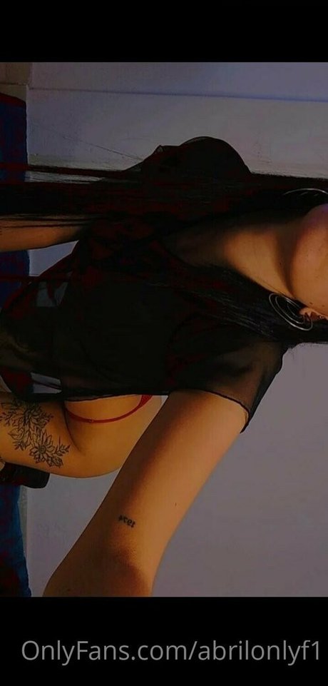 abrilonlyf1 model art photo