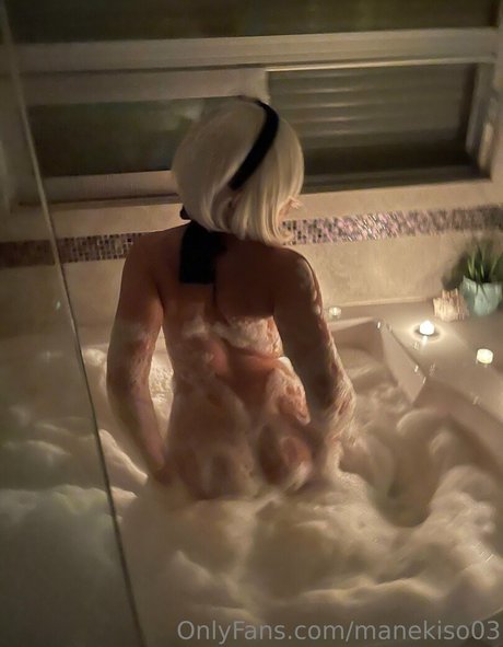 manekiso03 sexy model pic