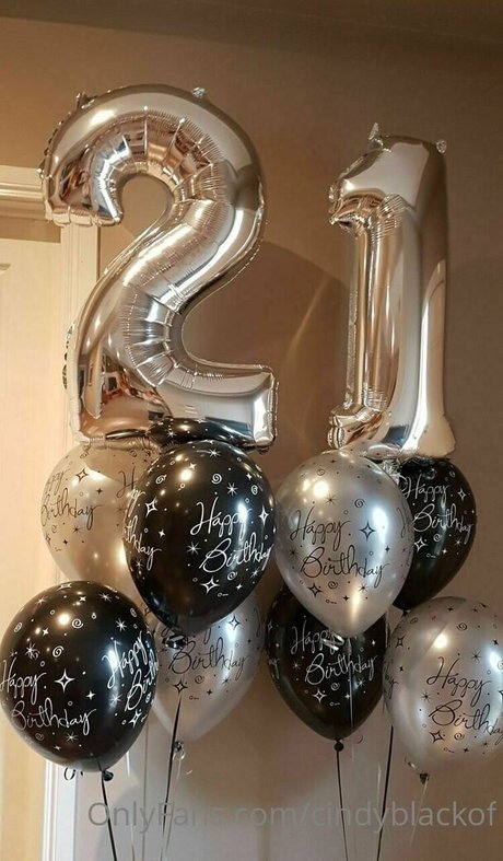 sindyblackof nice model photo