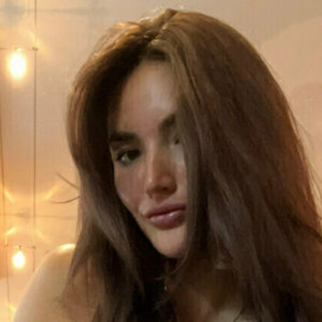 Hailee Bobailee porn model photos