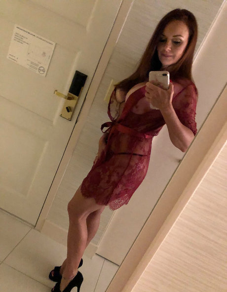 Janet Mason hot star photo