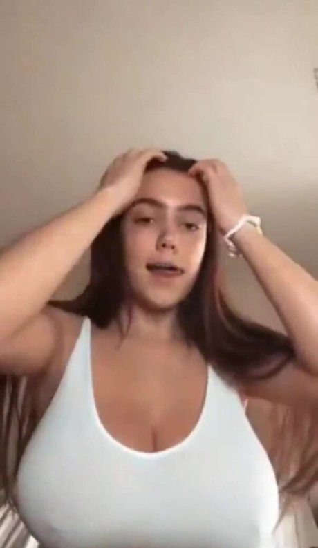 Maddie W Quick photo