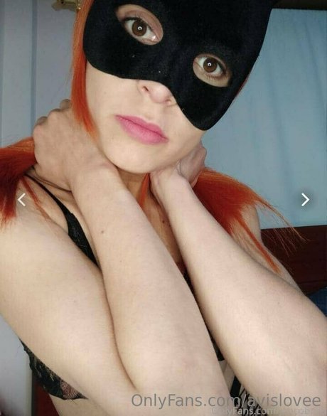 avislovee exclusive pornstar photo