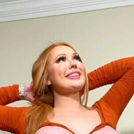 Bambi Doe nice pornstar img