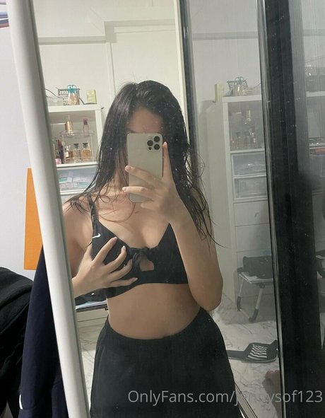 jennysof123 pornographic actress archive