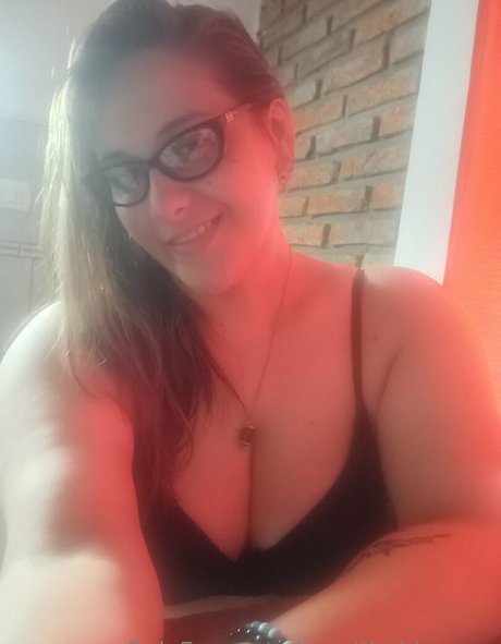 mavithebigmom exclusive pornstar photo