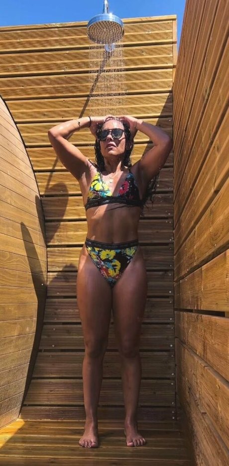 Alex Scott xxx model image