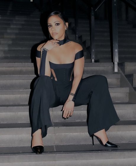 Alex Scott beautiful star gallery