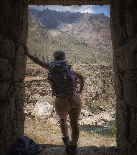 latina onlyfans naked picture