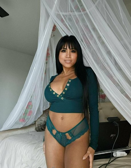 embersnowsfw adult actress photo