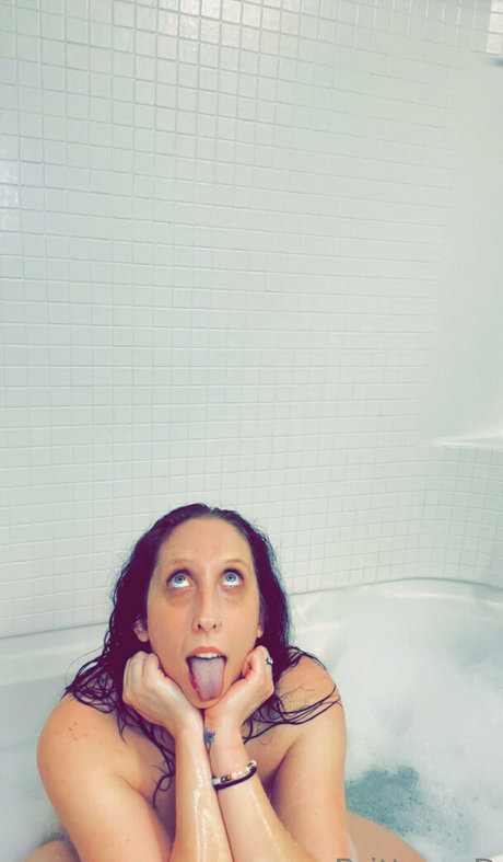 lesbian pussy onlyfans art naked images