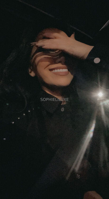 Sophieliluxe exclusive model images