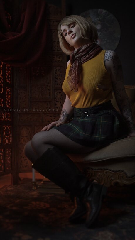 Freenightchrysanth pornographic actress photo