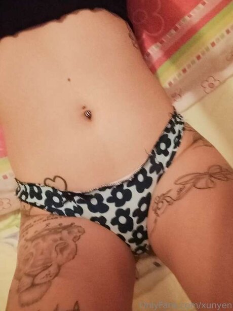 Xunyen pornstar perfect pictures