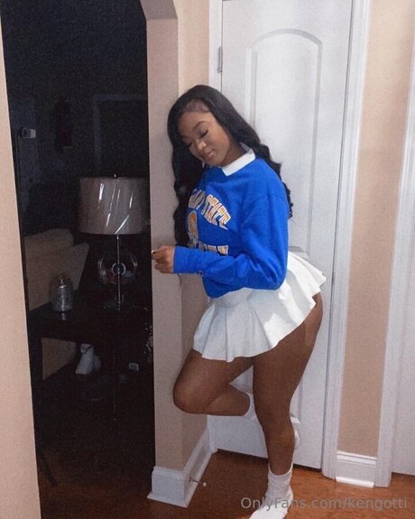 Kengotti star hot pictures