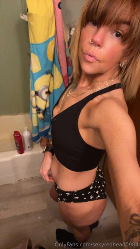 Sexyredhead0984 model pretty images