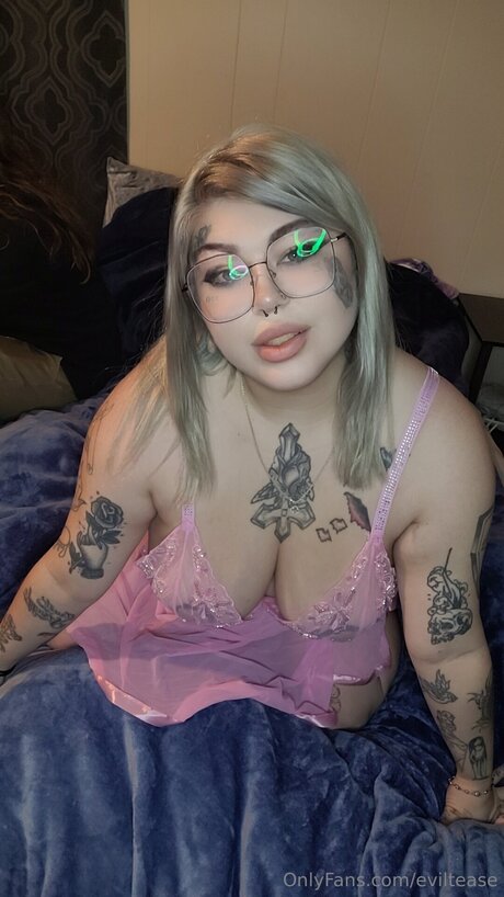 Eviltease high quality pornstar photo