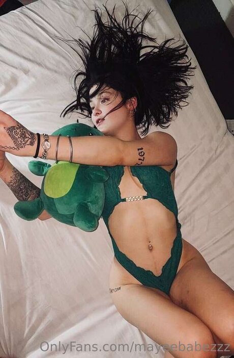 Mayeebabezzz porn model archive