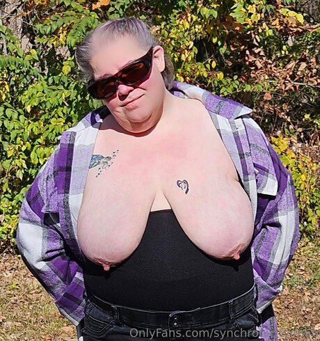 Synchronicityimab xxx pornstar gallery