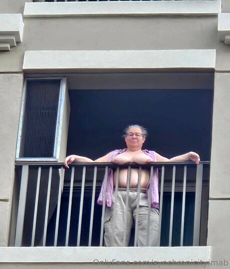 Synchronicityimab pornographic actress image