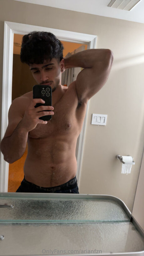 Arianfzn star porn galleries