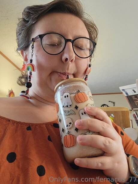 Fernacus 77 star porn gallery